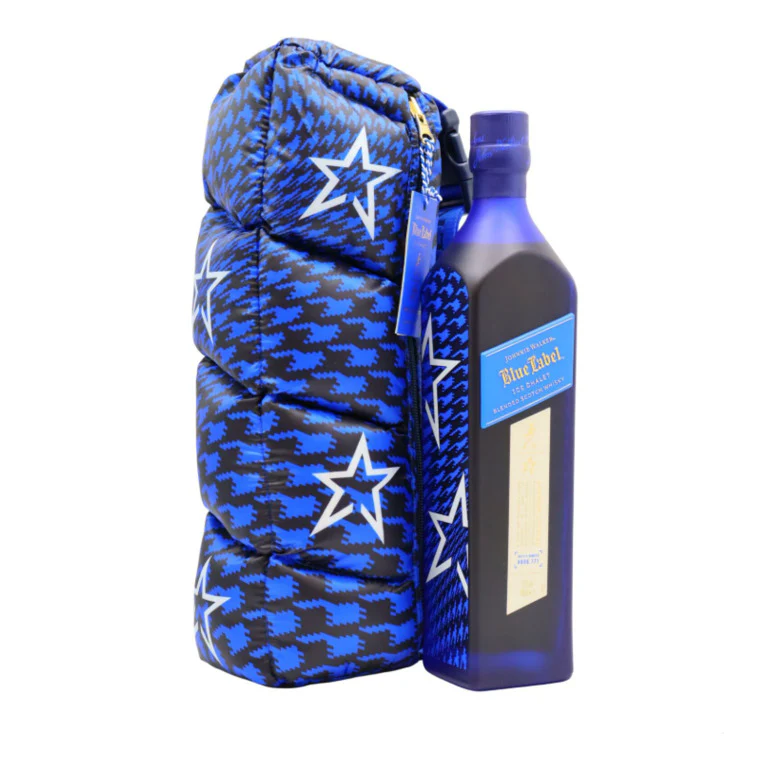WHISKY JOHNNIE WALKER BLUE LABEL -70CL  ICE CHALET PERFECT MOMENT - Image 2